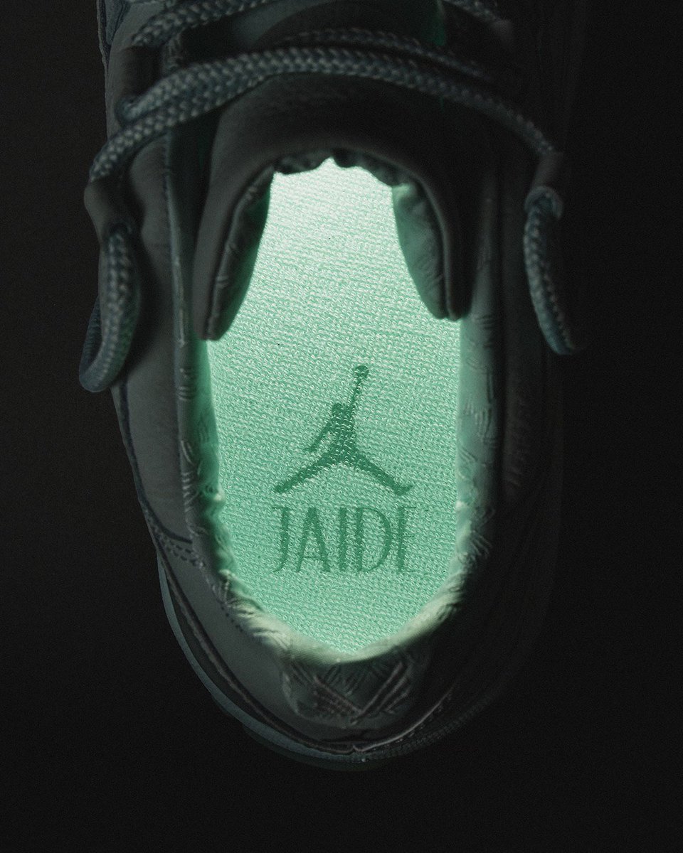 SBDetroit's tweet photo. IN-HAND: JAIDE x Air Jordan 11 Low "Fiberglass" 🧤

RELEASE INFO:  https://t.co/2fZOMQCNSy https://t.co/MbWjVKBQDc
