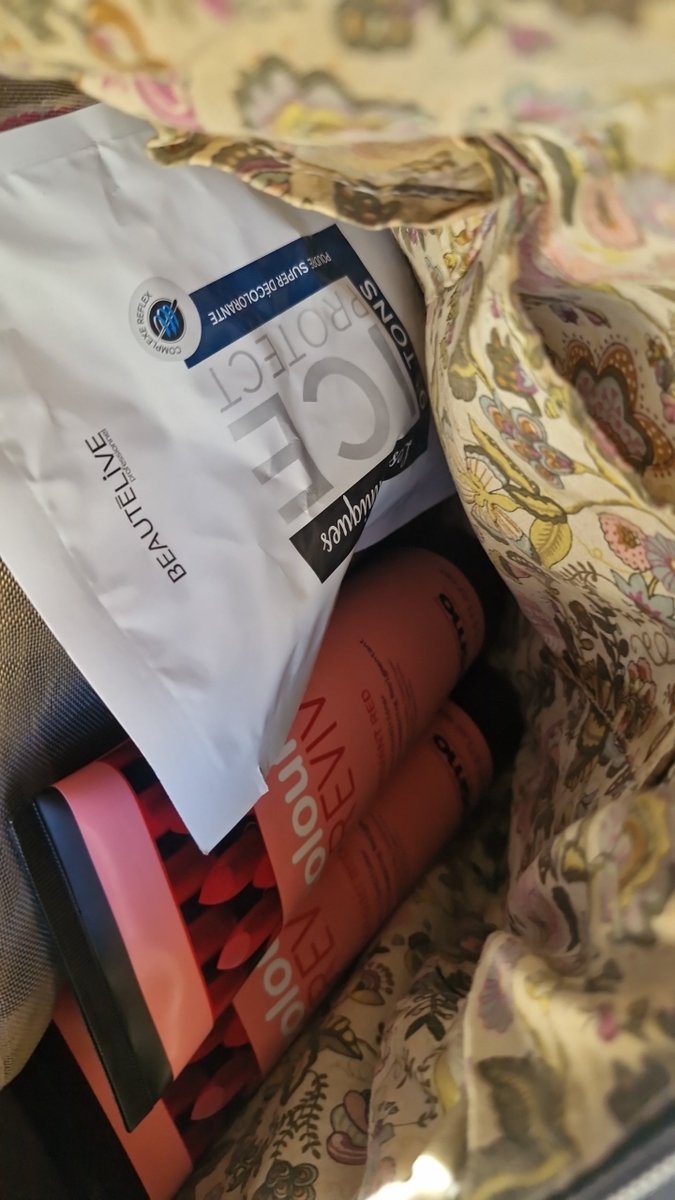 succcubus666's tweet photo. rembourse mon achat pour ma nvl colo de 41,22€, c’est un ordre 🐶
#findom #soumis #moneyslave #moneymiss #paypig #humanatm #domina viens pv et paye ppal ou revolut💸 https://t.co/ASQDCKpxAU