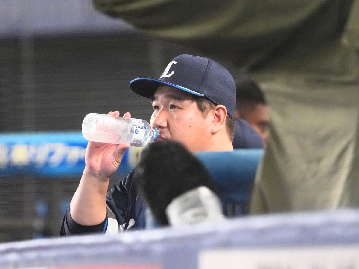 happysad6464's tweet photo. ただひたすら中村剛也を撮る人生である https://t.co/5aVpI3NBGB