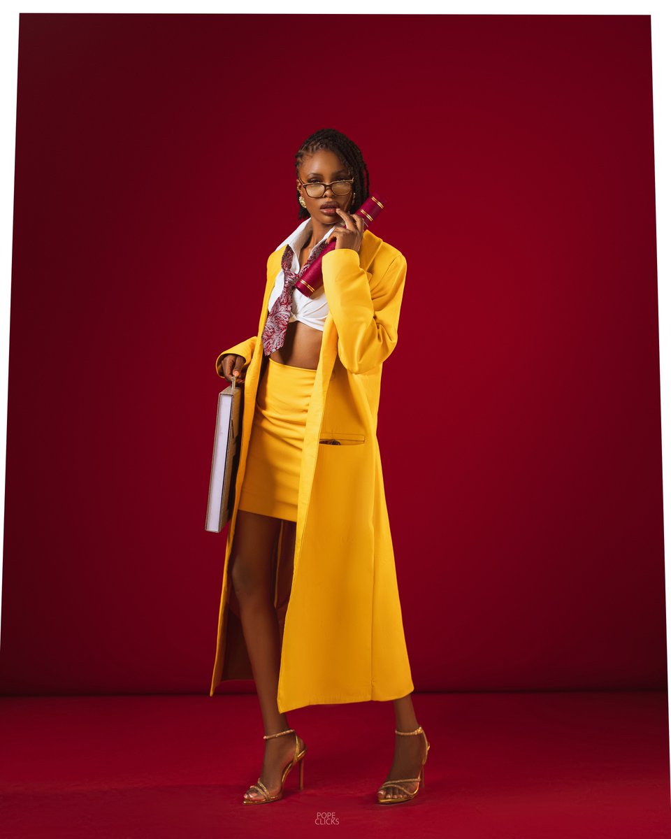 pope_clicks's tweet photo. Red and yellow. 
 Outfit made and modelled by @Sewa_the_tailor 

Photographed by me @pope_clicks https://t.co/5NSfyELrZR