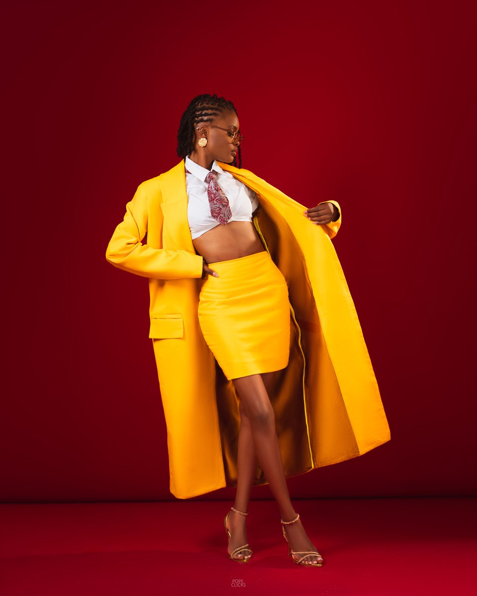 pope_clicks's tweet photo. Red and yellow. 
 Outfit made and modelled by @Sewa_the_tailor 

Photographed by me @pope_clicks https://t.co/5NSfyELrZR
