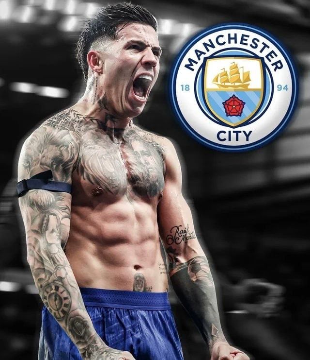 koshmedia_'s tweet photo. 🚨 𝗕𝗥𝗘𝗔𝗞𝗜𝗡𝗚: Enzo Fernández has been given permission to undergo a medical ahead of his move to Manchester City today. 

Chelsea will receive a British-record transfer fee worth £125M.
#koshmediasports https://t.co/bB6ZXijjYy