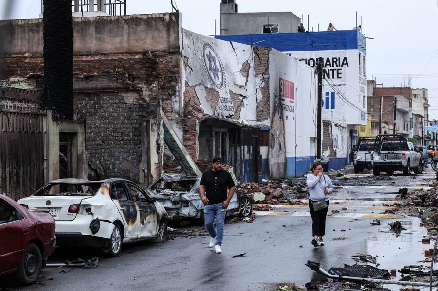 AmerangelLorenz's tweet photo. Así quedó Ojocaliente, Zacatecas, después del atentado terrorista del pasado 30 de agosto.

#Morena convirtió a México en una película de terror. 

Qué maldito coraje. https://t.co/KAkvWCf8wI