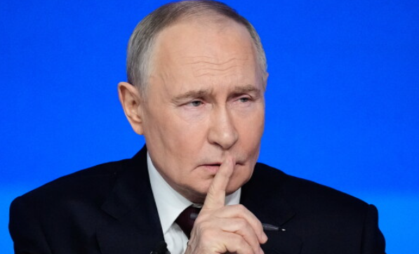 RealUnOblivious's tweet photo. Can we wait out Putin? Signs suggest he refuses to lose, have you met those people? the ones who run from cops, pull a gun, who would rather die than give up. Unfortunately that appears to be Putin. To lose in Ukraine is death to him, meaning everything is on the table. https://t.co/EvB6aPfNze