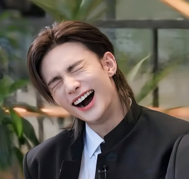 hhyunprint's tweet photo. whenever he goes 😆😆😆 when he's laughing has to be one of the most endearing things in the world 🥹🥹🥹 HE'S SO DEAR TO ME 😭😭😭 https://t.co/Pd2J3v1ncO
