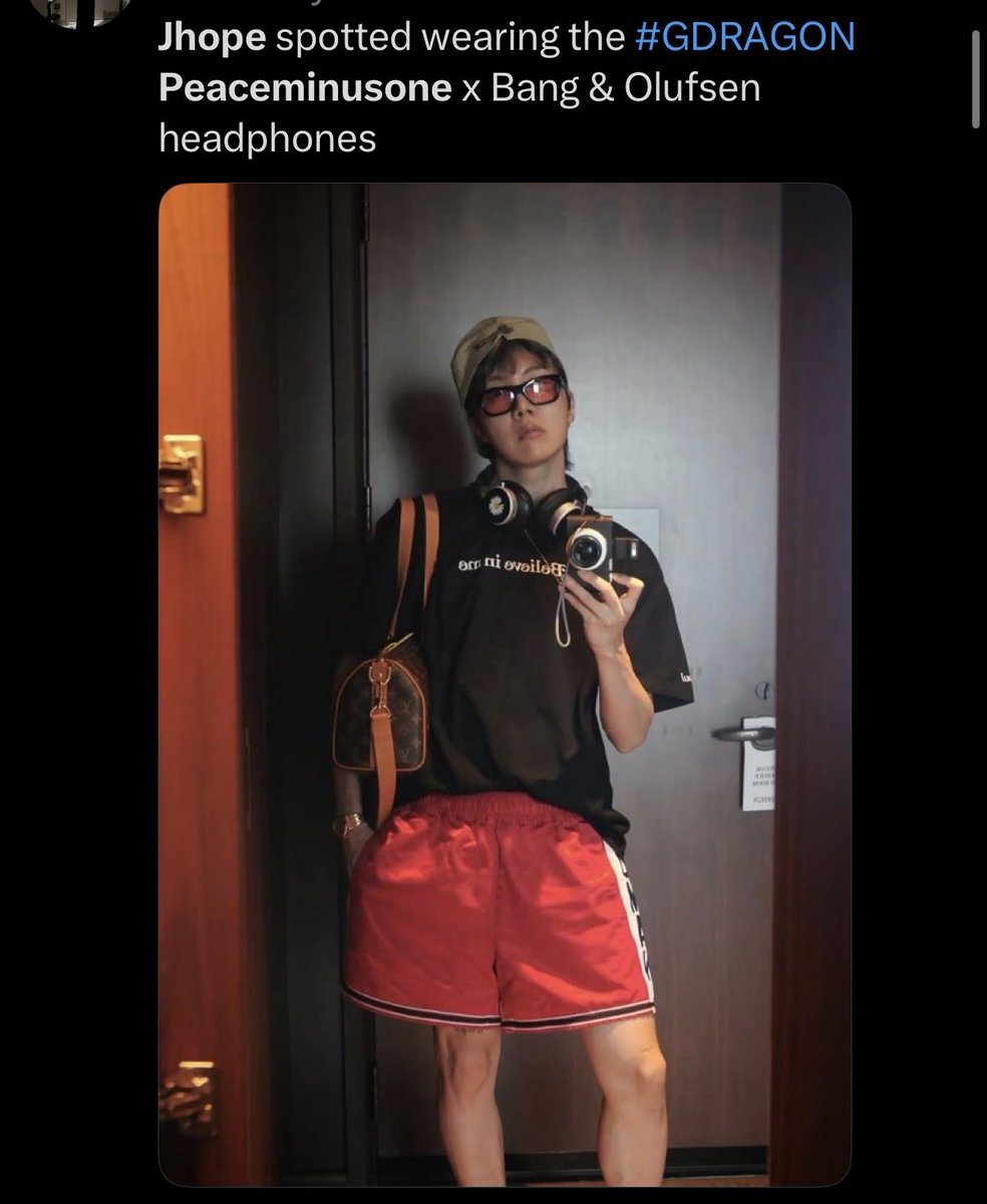 mlybnntt's tweet photo. @WhatSizeHopeSiz @IUCR93 @FacesAndFics Girl, I’m bored. You all know all these happened recently. Jhope is a sweet boy who loves and gets inspired by gd. Don’t let your own hatred blind you. Gd is a successful solo artist, last year he won artist of year daesang both at mama and mma along with other trophies. https://t.co/GacP3OduG5