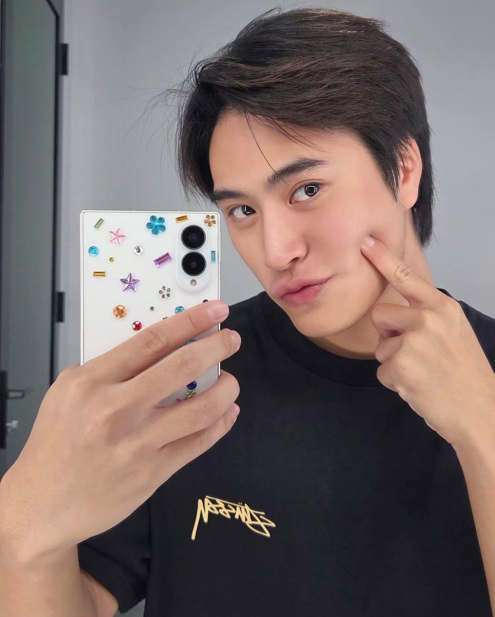pitchoar's tweet photo. อุ้ย https://t.co/UXjS1Ow41l