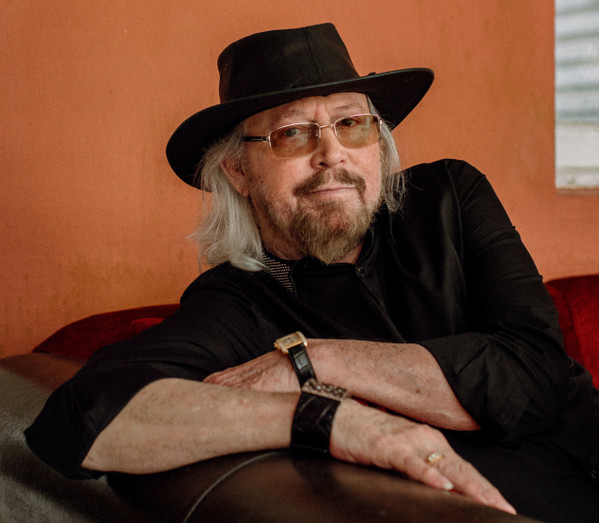 DavidPraDino's tweet photo. #aDayLikeToday by #EraDinosaurio
1946 Hoy es cumple de un músico - productor famoso por ser el único sobreviviente de los Bee Gees y por sus trabajos con Barbra Streisand, Diana Ross y Kenny Rodgers entre otros como miembro del team Gibb-Galuten-Richardson
Felices 80 Barry Gibb https://t.co/HLrp2loGZj