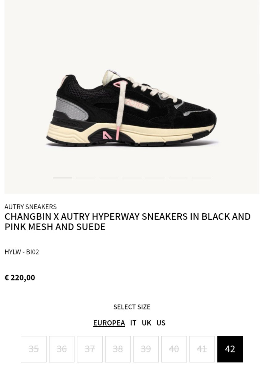 ChangbinGlobal's tweet photo. The sneaker reference CHANGBIN X AUTRY HYPERWAY SNEAKERS IN BLACK AND PINK MESH AND SUEDE In the Discover Women version, only one pair of size 42 remains before it sells out, while in the Discover Men version, size 40 is already sold out.

🩷 https://t.co/NkLibuBit5

#CHANGBINxAUTRY