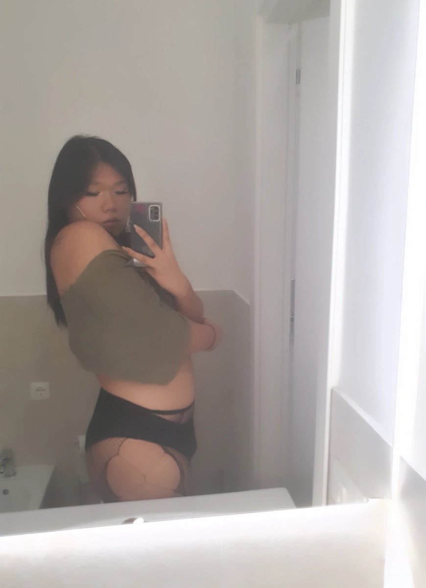 bibiumii's tweet photo. meow :3

#femboy 
#tgirl #nsfw https://t.co/KwyCicdUT3