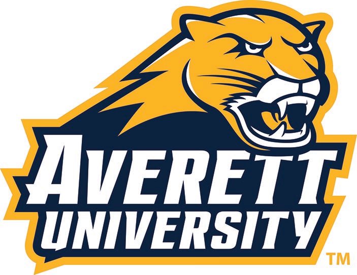 CollinHill22's tweet photo. Extremely blessed to receive my first football Offer to Averett University! Thank you @CoachQuinn19 for believing in me! @CoachBaileySHS @Chad_Hill2311 https://t.co/vb1bzeWjR5