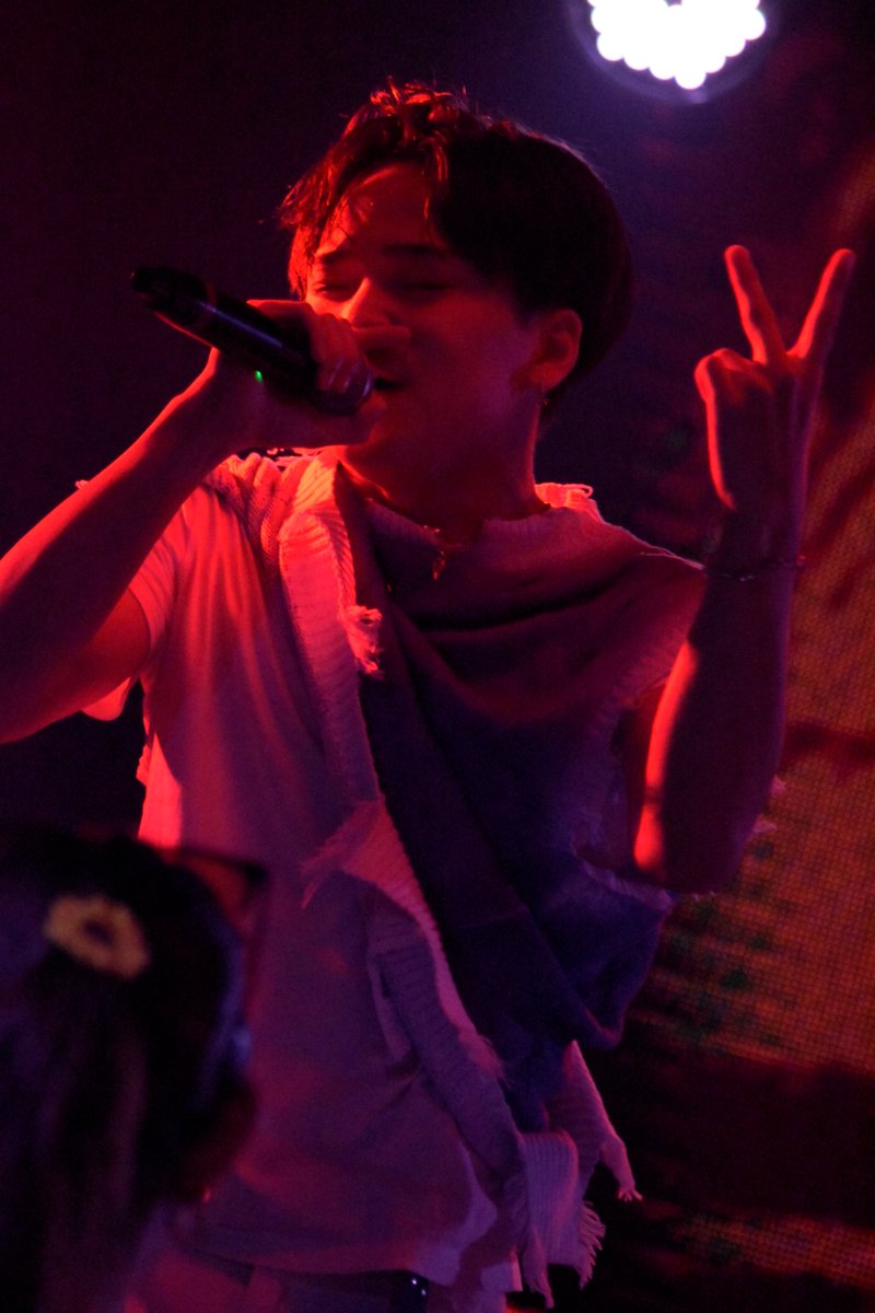 babyboyz_reiya's tweet photo. 今日は9月2日
今日の豆知識は
パーカーのフードについてる「ひも」の先端には、ちゃんと名前があるらしい！
ひもの先についてる硬い部分は「アグレット（aglet）」って言うらしいよ！
足首につけるやつみたいな名前だな笑
今日もみんな行ってらっしゃい🫶 https://t.co/I4sT0glft7