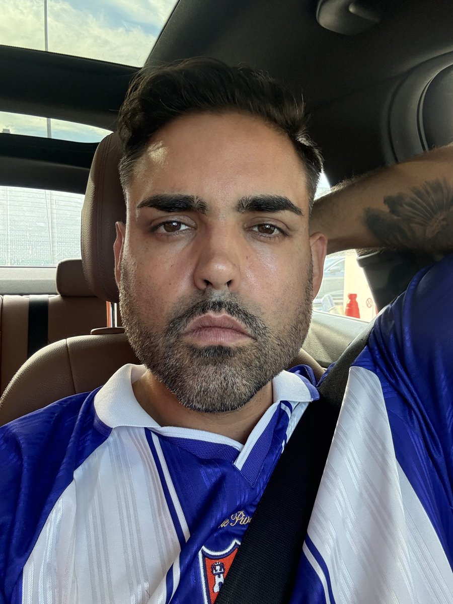 mowlihawk's tweet photo. Tu crush te mira y te enamora. https://t.co/38lXOSSWGY