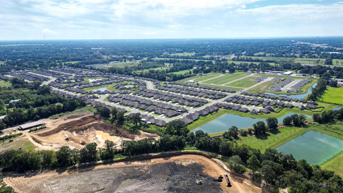 CharlesDitchRE's tweet photo. If you know someone that's looking for a new home, tag them! This could be the one they're looking for.
#callcharles #keatyrealestate #always110 https://t.co/TjRQOXVfsh