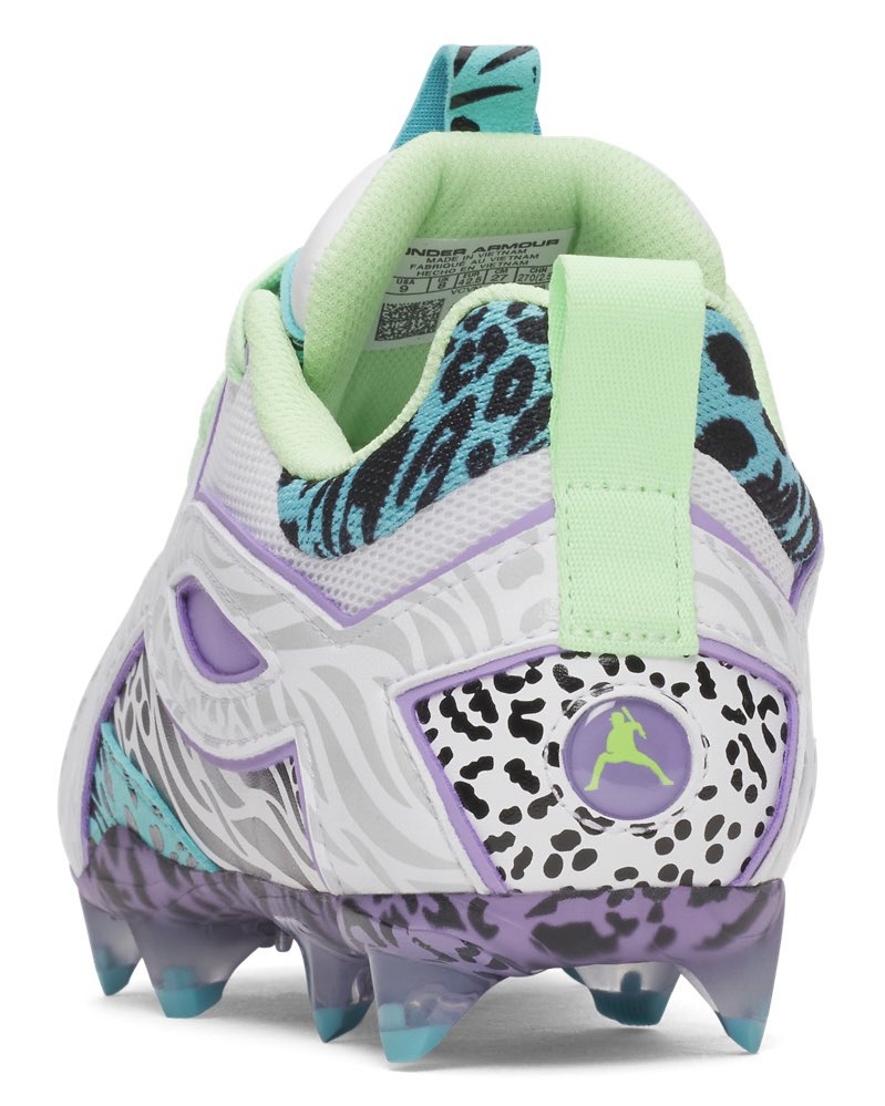 nicekicks's tweet photo. Juan Soto’s Under Armour ‘La Fiera’ PE features his Soto Shuffle logo on the heel ⚾️🔥 https://t.co/LqzurVETwC