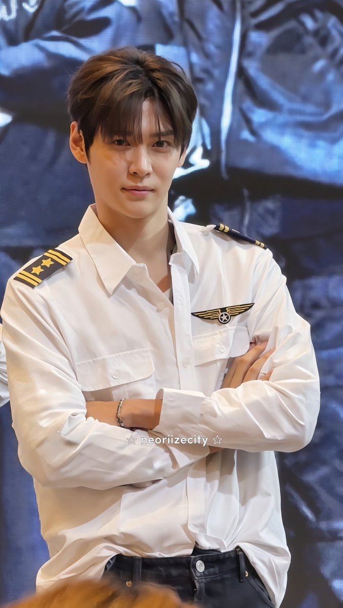 madgurlclub's tweet photo. คบไว้แก้เหงาได้นะ
ฐานะอะไรก็ได้
จะให้ฉันเป็นอะไร
ก็ตามแต่ใจของเธอ
วันหนึ่งเธอมีที่ไป
จะจบยังไงรับได้เสมอ
แค่เป็นตัวเลือกของเธอ
ยังดีกว่าเธอไม่เคยมองกัน https://t.co/PE5ZEKmiVW