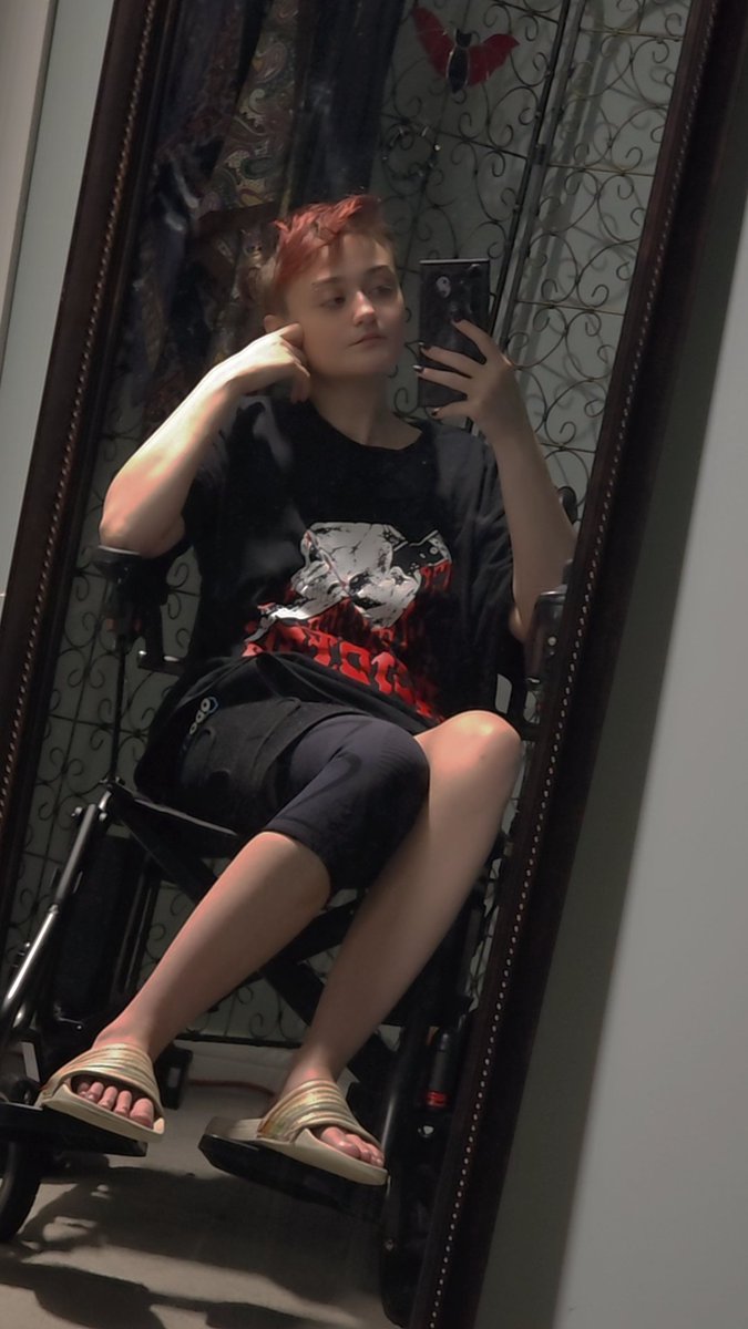 Bl00dmoonvamp's tweet photo. "I bet you look so sexy when you're not making content"
...yes, truly enthralling...
https://t.co/wW1X1Wvf5D
#goth #gothgirl #nsfwtwt #cnc #rapebait #onlyfans #somno #PetiteAltGirl #disabled #disabledSW https://t.co/gLP2JuOgbL