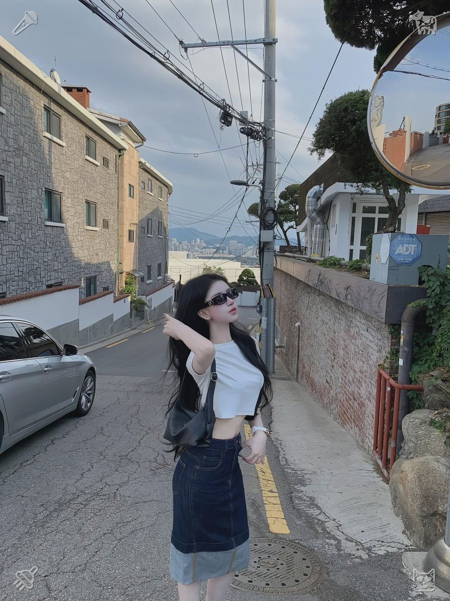 marinapds2020's tweet photo. 🌝Spine Yoga Yoga, the exercisesSurround yourself with individuals who applaud your advancements rather than those who belittle your aspirations. Supportive peers bolster your faith in yourself when you experience moments of uncertainty or waning confidence. https://t.co/aaRHkdhUso