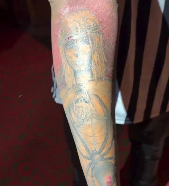 wuckturnal's tweet photo. Throwback to a fan going Psykotic on the tattoo 😮‍💨😮‍💨😮‍💨

W or L Brehs? https://t.co/NpG5PKcWCr