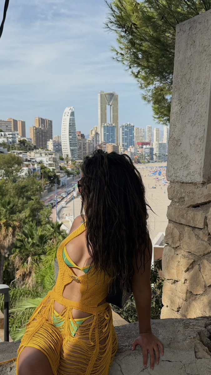 soyeudimar's tweet photo. Estoy en Benidorm 👙 https://t.co/JcUiAs3l07