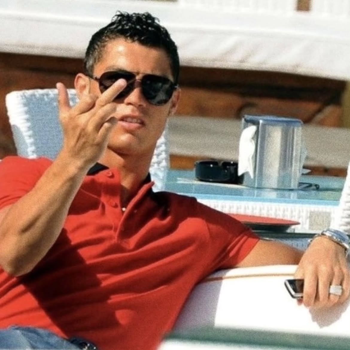 itz_yung_'s tweet photo. @TheChelseaForum Fuck you man fuck all Argentine fuck you enzo what a snake fuck off https://t.co/TVYavEWOEC