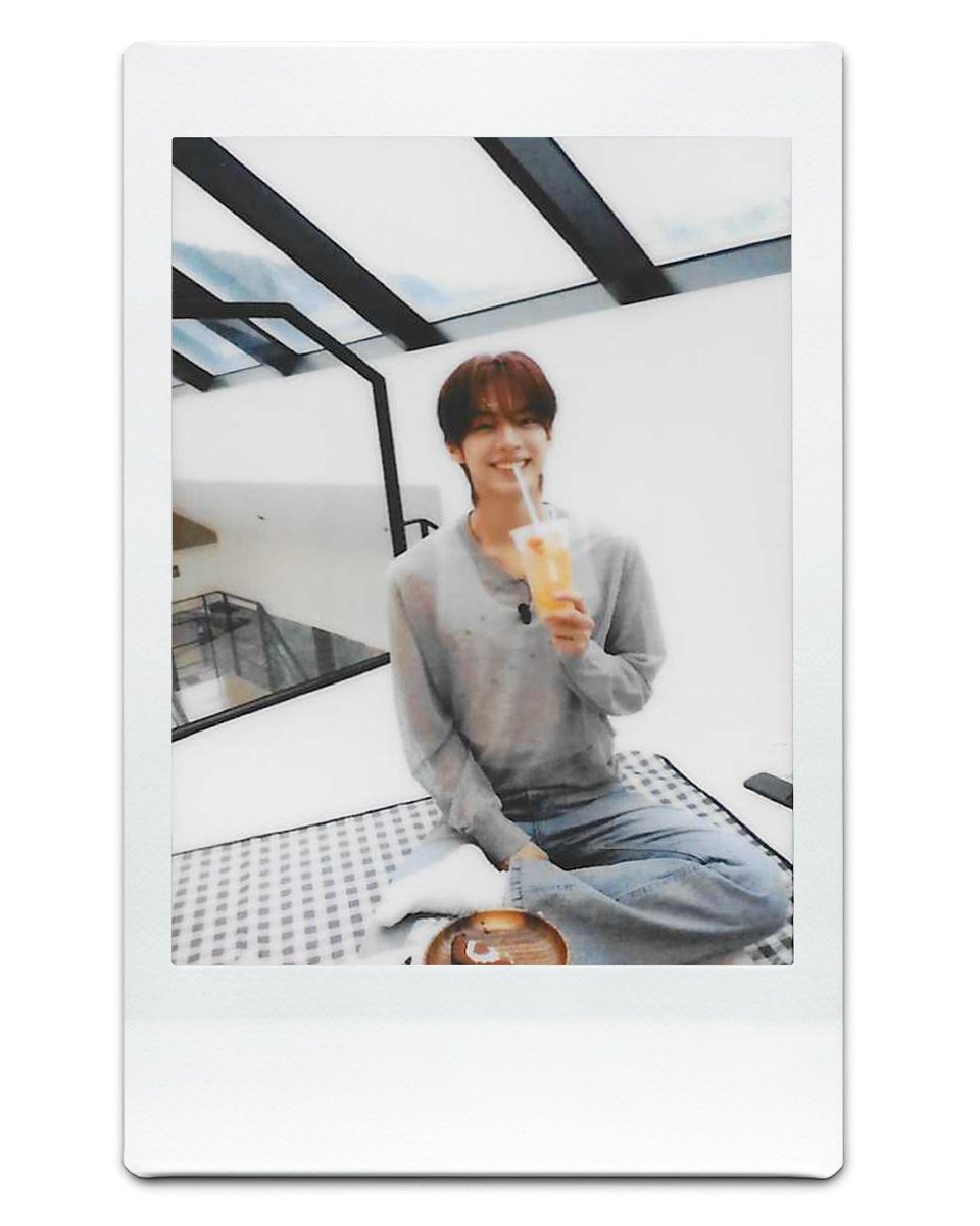 jumpforjoy_cha's tweet photo. dunia gue https://t.co/4qFUrdn95z