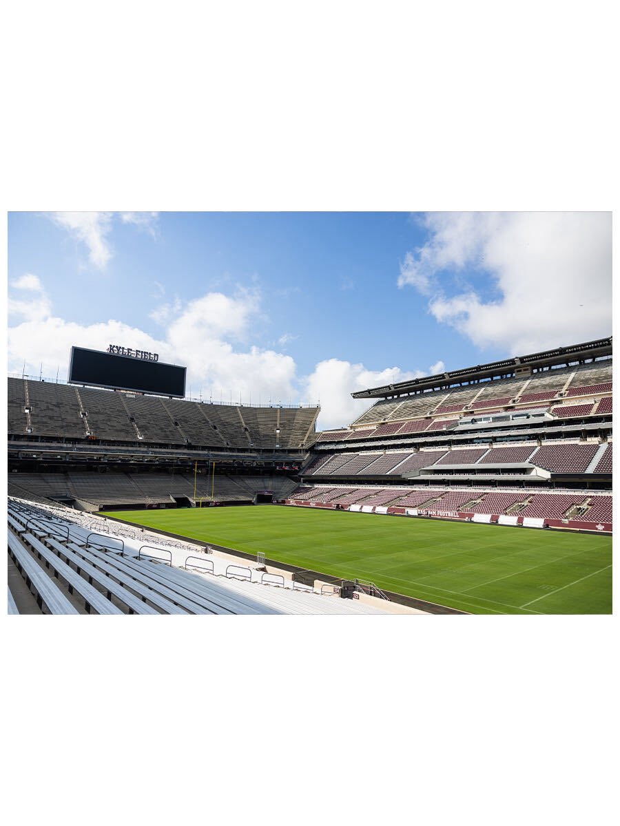 AggieFootball's tweet photo. Just missing the best fans in college football. https://t.co/UcGMTITW3O