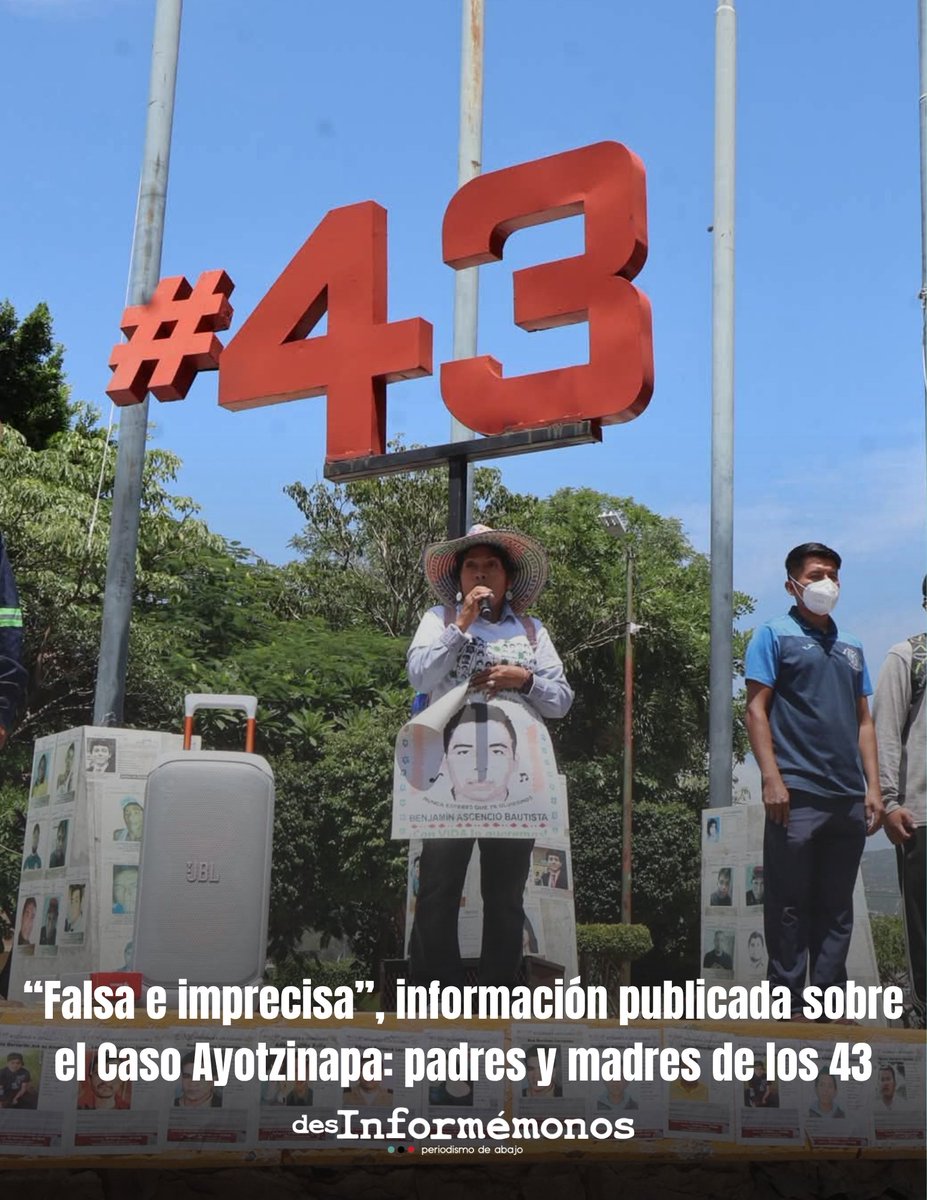 Desinformemonos's tweet photo. #Ayotzinapa 🚨| Los padres y madres de los 43 normalistas de Ayotzinapa se pronunciaron contra la nota que “sin sustento alguno” informó sobre el hallazgo de 20 bolsas de basura con posibles restos de los estudiantes, publicada este 31 de agosto. https://t.co/bFNGr5OVdc https://t.co/8lTNlzHQEN