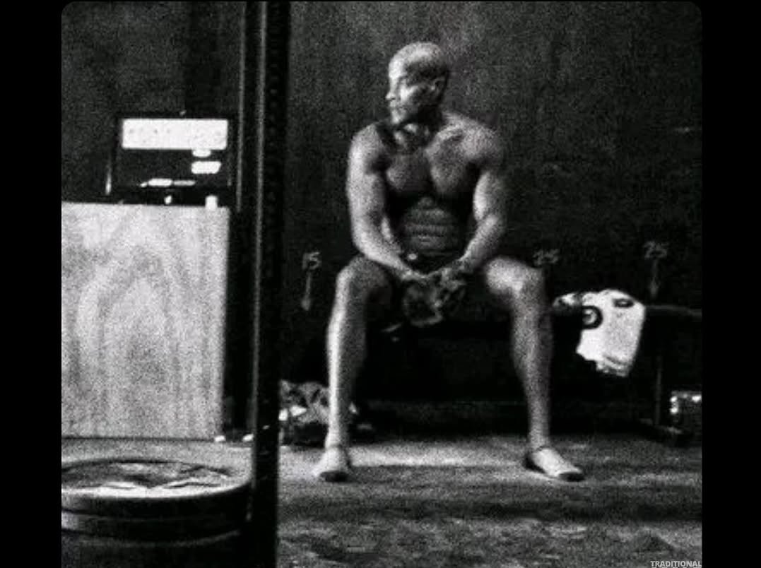 DearS_o_n's tweet photo. Once a man realizes nobody is coming to save him, that's when he starts living. https://t.co/s3m2fjgrW9