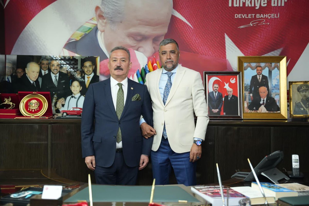 MhpAnkara06's tweet photo. Milliyetçi Hareket Partisi olarak ATO 62. Komite’de desteklediğimiz ve yeni dönemde de başkan adayımız olan Komite Başkanı ve ATO Meclis Üyesi Kenan Bayram ile ATEM Başkanı Burak Arpacı, İl Başkanımız Sayın Alparslan Doğan’ı makamında ziyaret etti.

Nazik ziyaretleri ve kıymetli sohbetleri için kendilerine teşekkür ediyor, çalışmalarında başarılar diliyoruz.