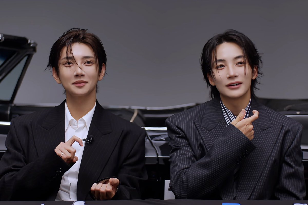 nyammyy_'s tweet photo. 향수 묘사 왜 저렇게 했는지 알아버렸다....... https://t.co/kKene1jNzr