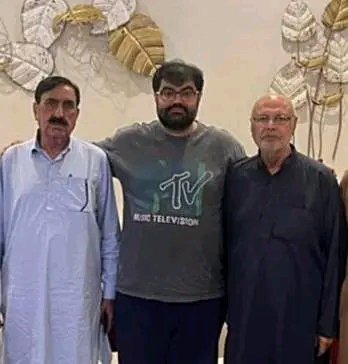 NationalistHam2's tweet photo. نوشہرہ سے تعلق رکھنے والے سابق MPA پرویز احمد خان اے این پی میں شمولیت کا اعلان، 
جلد بڑے جلسے میں باقاعدہ اعلان کریں گے
👍🫀🚩💯

@AimalWali @ShaahiSyed https://t.co/31qUWQGc0x