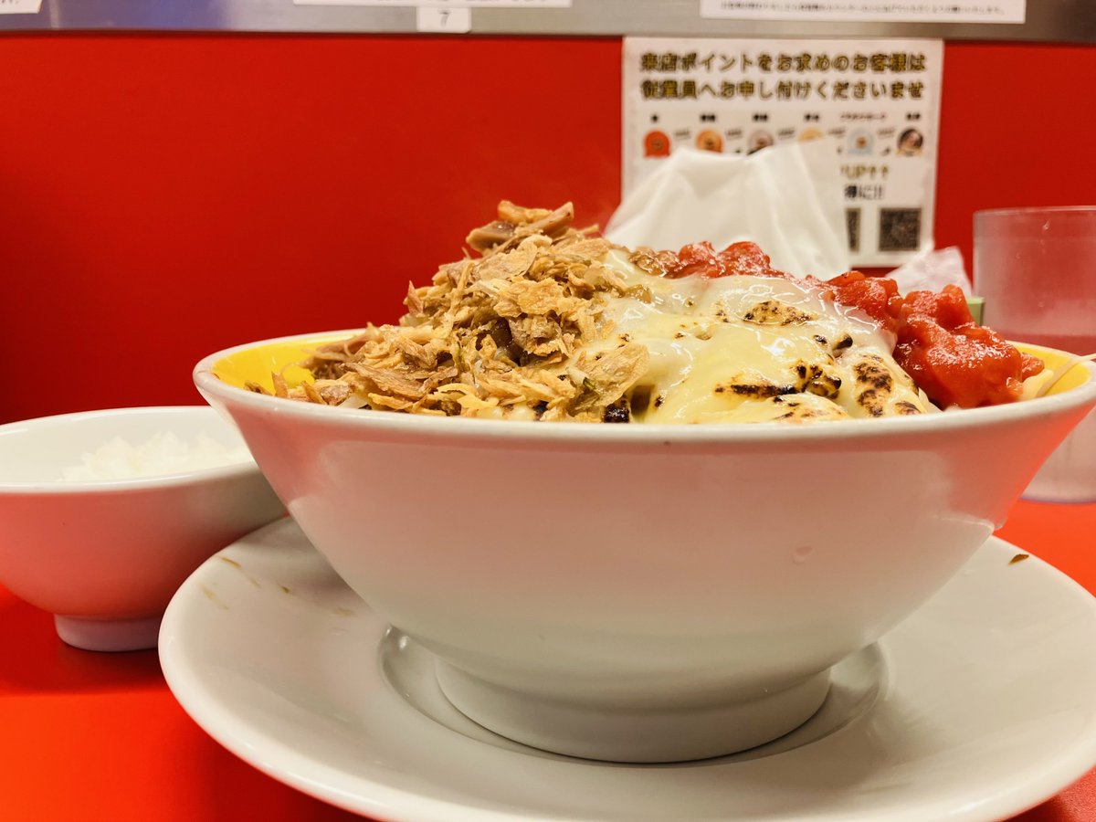 R_GRAY1's tweet photo. 歌舞伎町
BUTAKIN
トマトチーズ麺
麺250
ニンニクマシ
玉ねぎ
コールはニンニクのみ
汁なしにトマト煮と炙りチーズが乗ってる
これまた超美味い♪
腹に余裕あればライス追加でトマトリゾットもアリだな
夜中やってるラーメン屋はほんとありがたい
#新宿
#歌舞伎町
#BUTAKIN
#二郎系 https://t.co/4Z9GZXXgq0