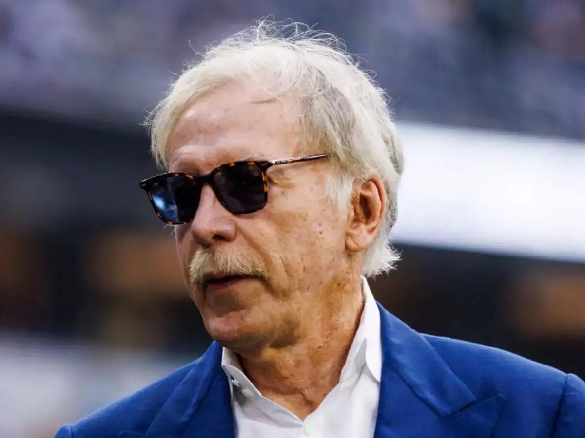 BeyondTheHalo's tweet photo. No sale price reported yet, but I am now a Stan Kroenke STAN after he gave Arte a big boy offer and finally got him to sell the team.
#ThankYouStan #StanTheMan https://t.co/C0R0X5A5jK