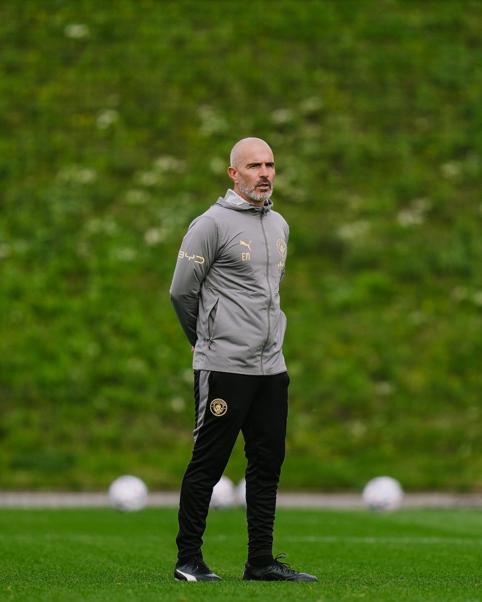 ManCityFra's tweet photo. Le travail continue 💪 https://t.co/BJgSQwSzqe