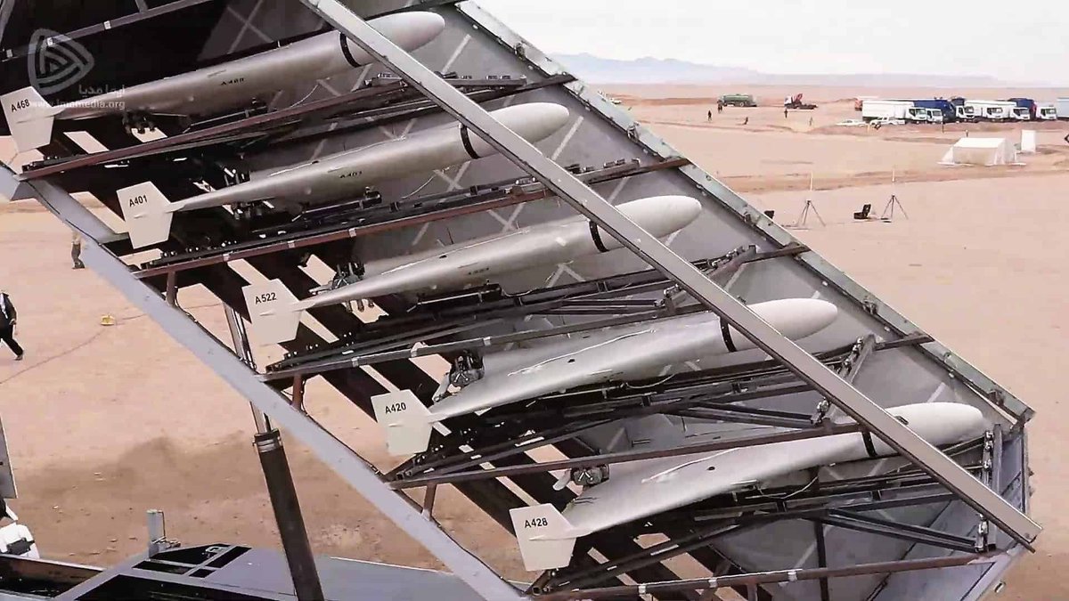 MarioNawfal's tweet photo. 🇮🇷 Iran has reportedly launched Shahed-136 attack drones toward U.S. military bases across the Persian Gulf

There is no official confirmation yet.

Trump just warned Iran that another retaliation would bring a “much harder” U.S. response.

Source: wfwitness, MES on TG / Writer: Oliver