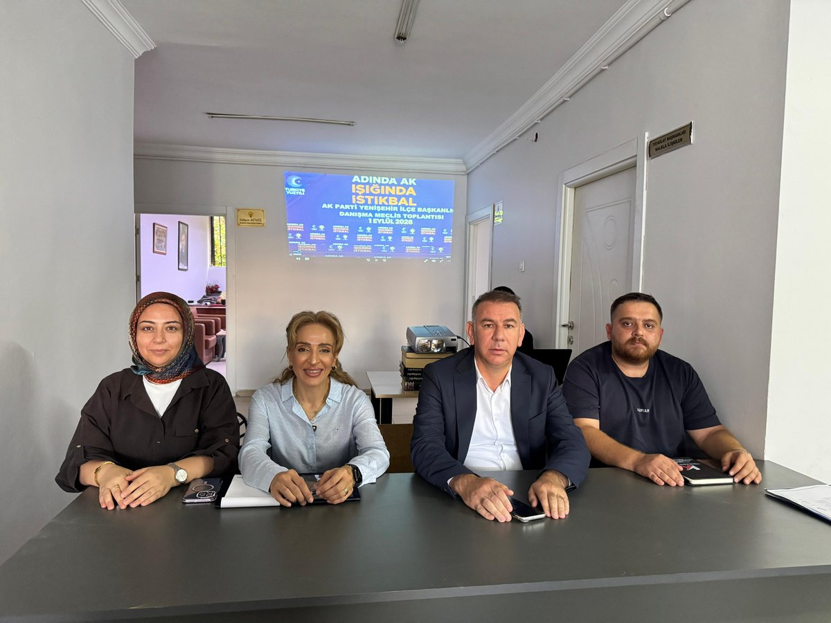akyenisehir021's tweet photo. Teşkilatımızın istişare ve ortak akıl anlayışını güçlendiren Ağustos Ayı İlçe Danışma Meclisi Toplantımızı; 

İlçe Başkanımız sn. @enderkarahan1 Başkanlığında, İl Başkan Yardımcımız sn. Didem Yekta Türkan ve kıymetli teşkilat mensuplarımızın katılımıyla gerçekleştirdik. https://t.co/zDE5aOeFVN