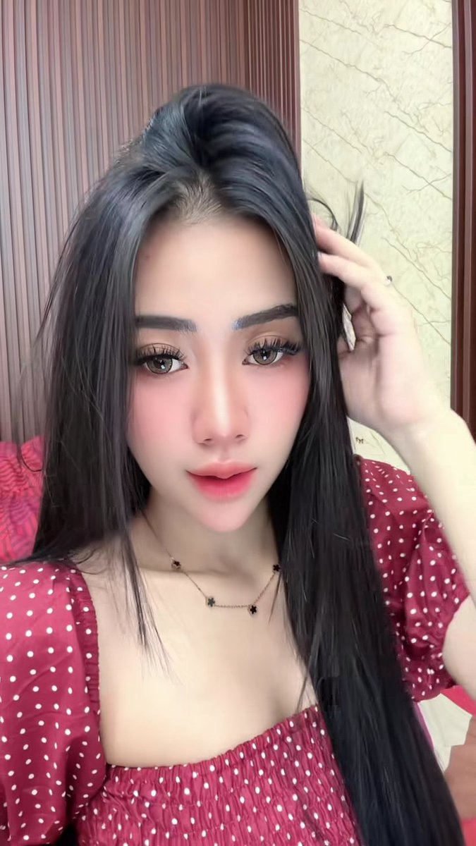 helloclaraaaa's tweet photo. selamat malam sayangku 💋 https://t.co/FjWxwNAxPA