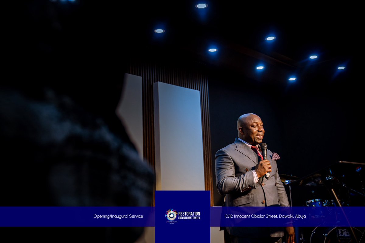 rccglscrec's tweet photo. There are moments when you don’t just hear words, you feel the weight of the prayer. 

SATGO, Pst. Sola Olukoya, stood on the altar during the inaugural service of LSC REC, speaking and praying over this new beginning.

#RCCG #LSCDawaki #LSCREC #Dawaki #AbujaChurch https://t.co/ptEcCYESNj