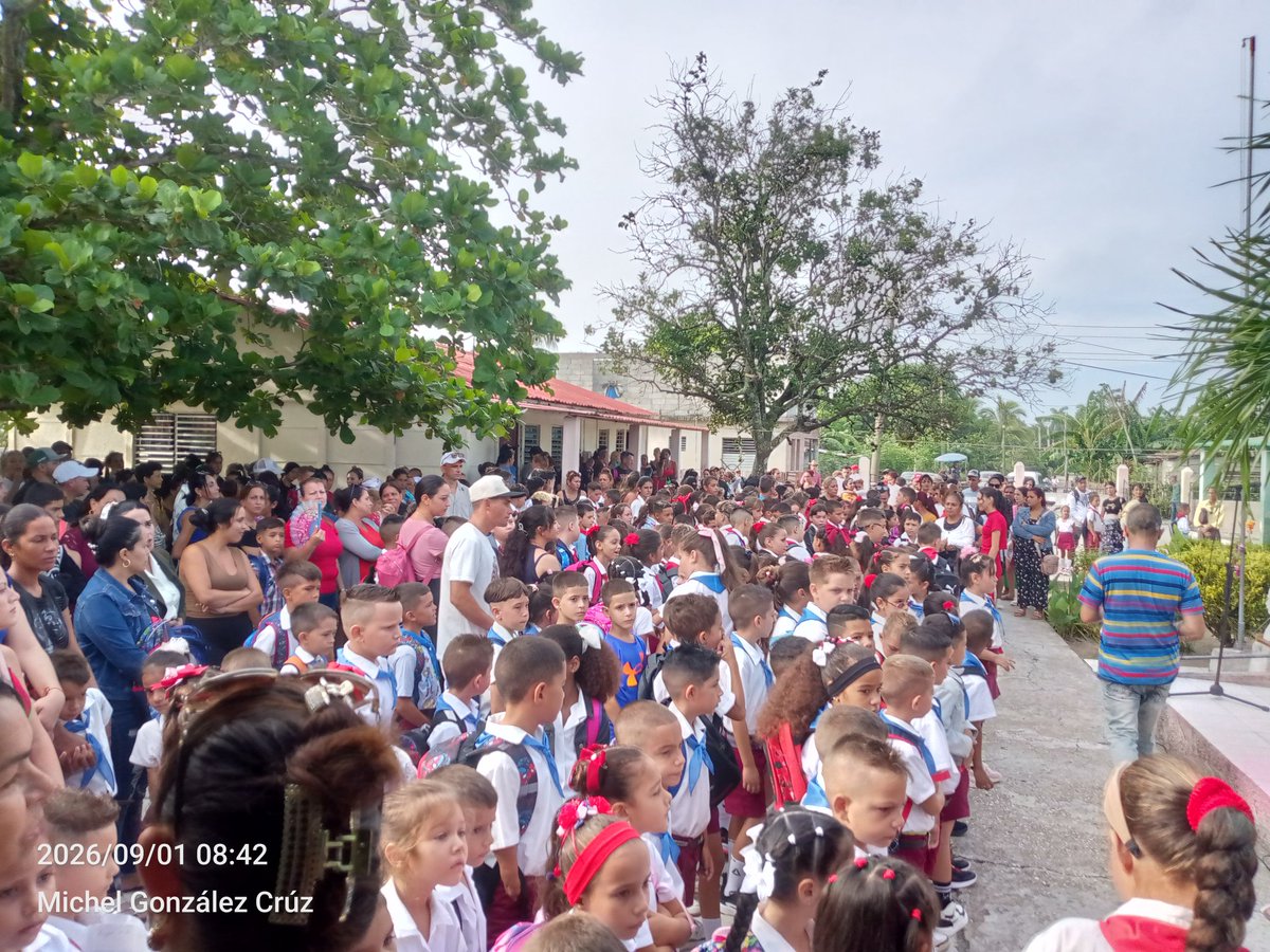 MGonzalez384's tweet photo. #1Septiembre Acto Municipal por el inicio del curso escolar 2026–2027 en la escuela primaria Rubén Bravo Álvarez, municipio #CalixtoGarcía.  
Un espacio de unidad y compromiso para seguir formando generaciones con valores y amor por la patria. #EducacionCalixteña https://t.co/4VZVnjMApn