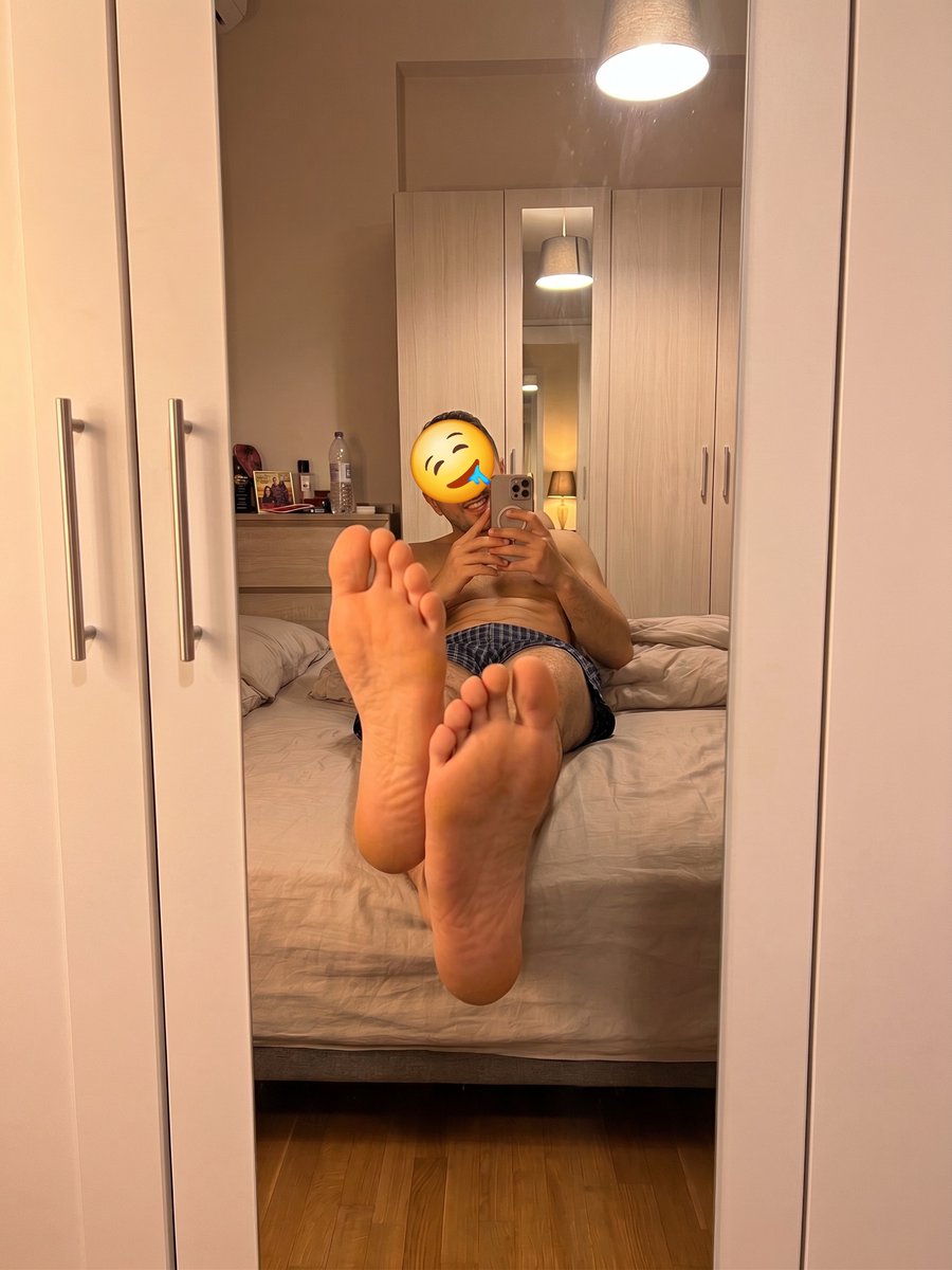 MichalisMaster's tweet photo. https://t.co/DadyMCpkeq
#malefoot #feetfetısh #feetworshi̇p #master #gay https://t.co/v0dlkXhuU3