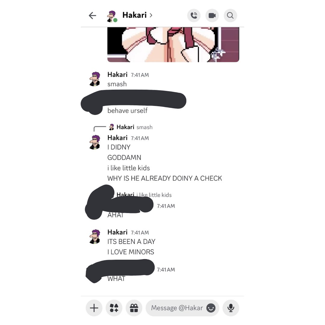 n1paullover's tweet photo. a screenshot of him making jokes about being a pedophile.
(even if it wasnt him saying those things, the only person who had access to his account (that I know of) was dating a 14yo whilst inverted doesnt know the age of his friend.) https://t.co/28iOA4kFpT