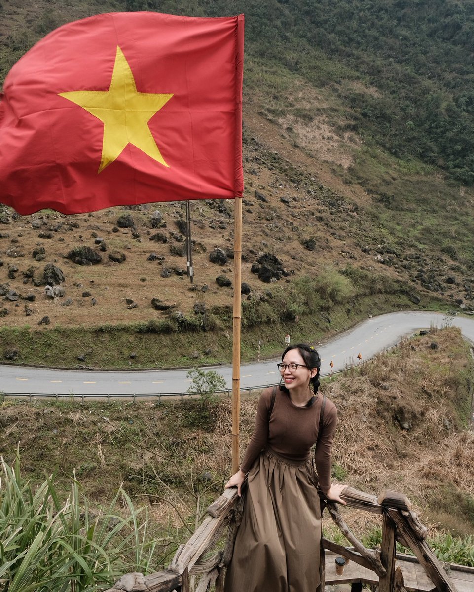 ttlamotconmeo's tweet photo. Happy Vietnam Independence Day, September 2nd 🇻🇳🇻🇳🇻🇳 🎉🥳
#TocTien #VietNam https://t.co/XQ9t2I5s91