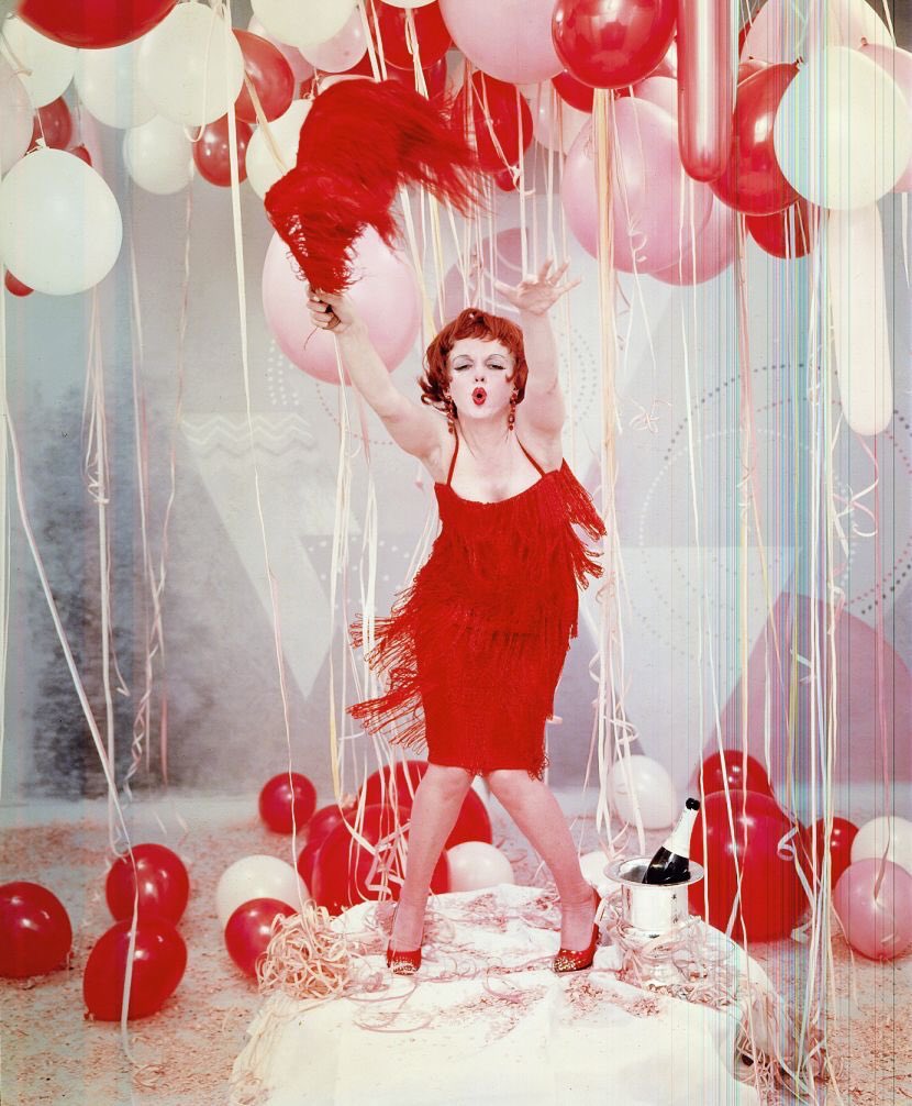 oldhllywoods's tweet photo. marilyn monroe as clara bow for life magazine, photographed by richard avedon, 1958 https://t.co/wREq7Tdkoe
