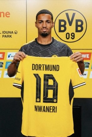 OjoSodeeq1's tweet photo. Ethan Nwaneri takes the No.18 shirt at Dortmund. #AFC Let show him some love. He’s our Home Boy ❤️❤️❤️ https://t.co/iE8nhmTWLR