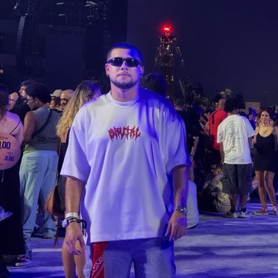 lcmatheuz's tweet photo. #NovaFotoDePerfil https://t.co/SKZv9AovWO