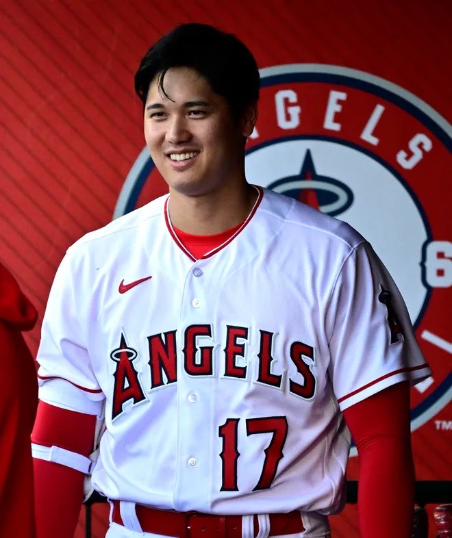 miksterserrano's tweet photo. @RogerLodge7 @Angels Best day Ever!!!!! Shohei time to come back home and get paid real money instead of that Mark Walters pyramid money. https://t.co/TyNgmgP7NK