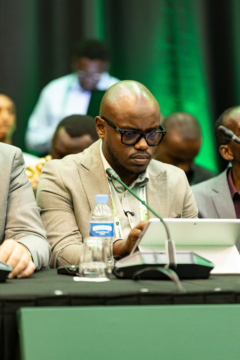 oneacrefundRW's tweet photo. Day 2 at #AFSForum2026: Tubura’s Managing Director, @ngaboyakema, spoke at the the Farmers Roundtable on "Investing in the People Behind the Value Chain.” He emphasized that building resilient and inclusive food systems starts with targeted investments in smallholder farmers. #FoodSystems #Resilience #Agriculture