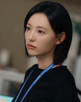 woniihav's tweet photo. Tim produksi Doctor X menyatakan

"Kim Jiwon sejak syuting pertama sudah menjadi Gye soo Jeong itu sendiri, mulai dari nada suara, tatapan mata, hingga kebiasaan. Hingga sulit membayangkan Gye soo Jeong selain Kim Jiwon" 

💯👍🏻
 #KimJiwon #김지원 #닥터X #DoctorX https://t.co/CiNSQc6d2G