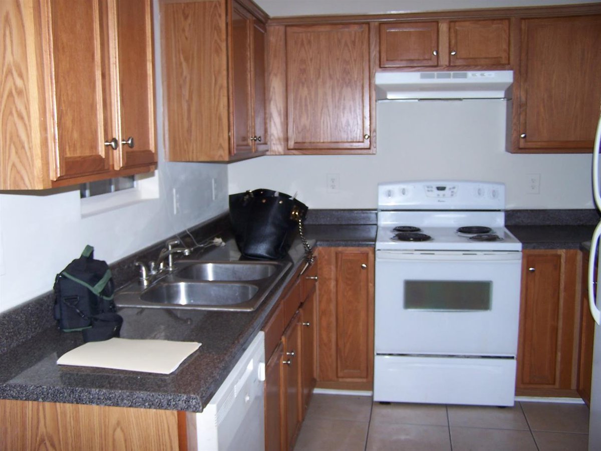 emorytreal's tweet photo. If you're in the market for a new home, let's talk! We can schedule a showing for this home ASAP. https://t.co/AtKgxj0FJn
